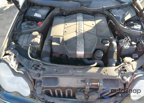 2004 Mercedes-Benz C 240 z USA, uszkodzony, nr VIN WDBRF61J14E018384